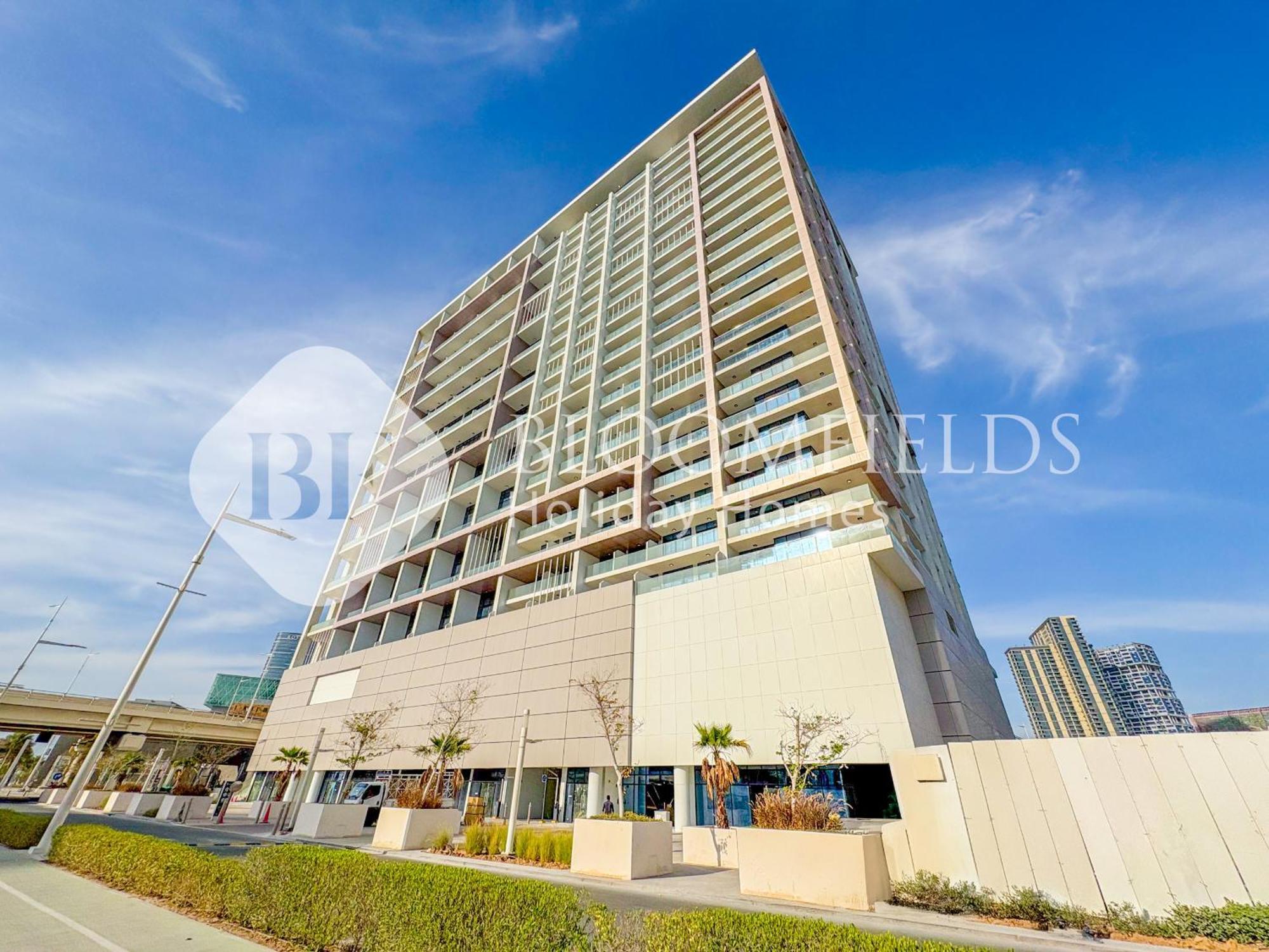 Bloomfields Royal Stu Al Maryah Island *